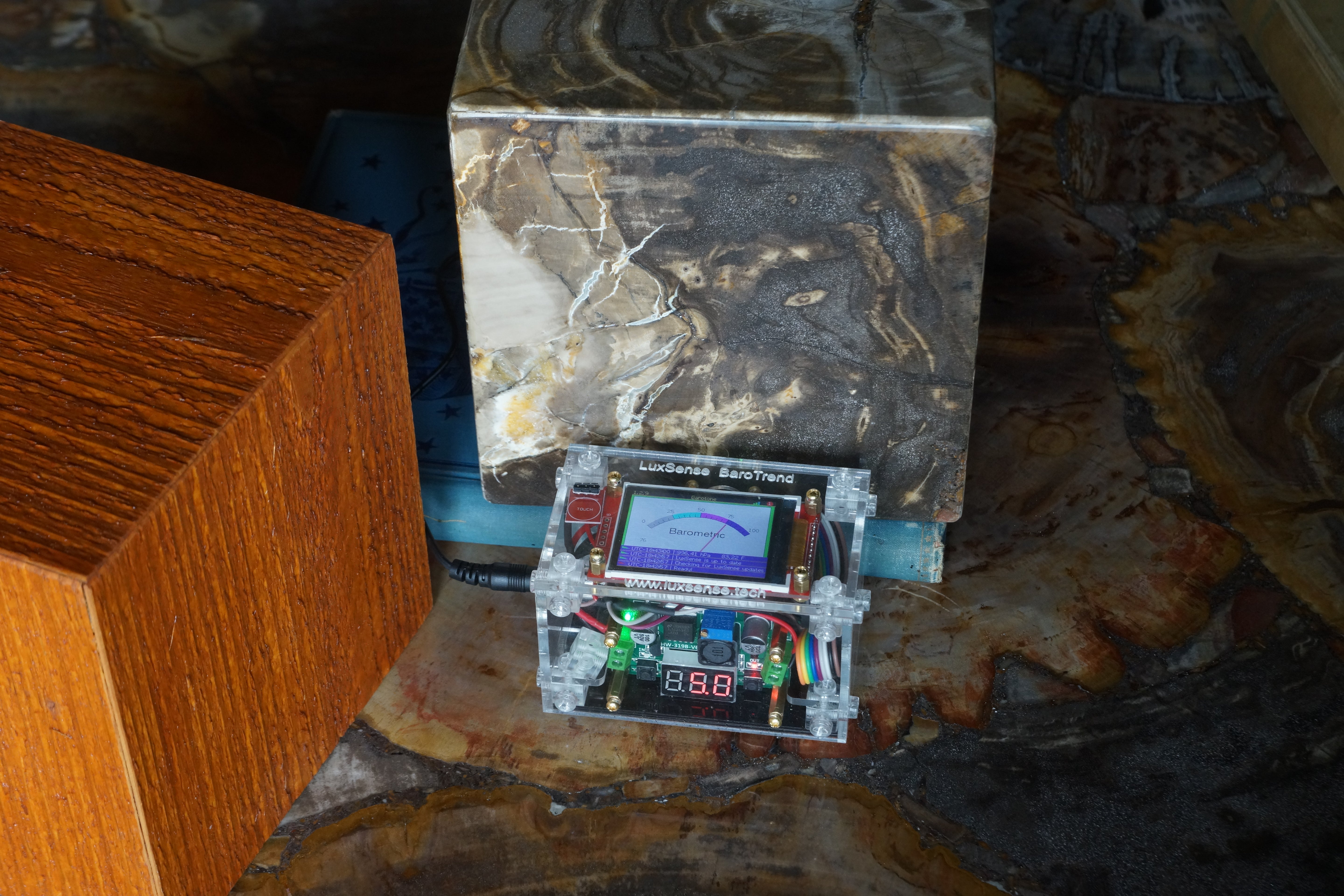 LuxSense BaroTrend – an advanced barometric pressure sensor - LuxSense