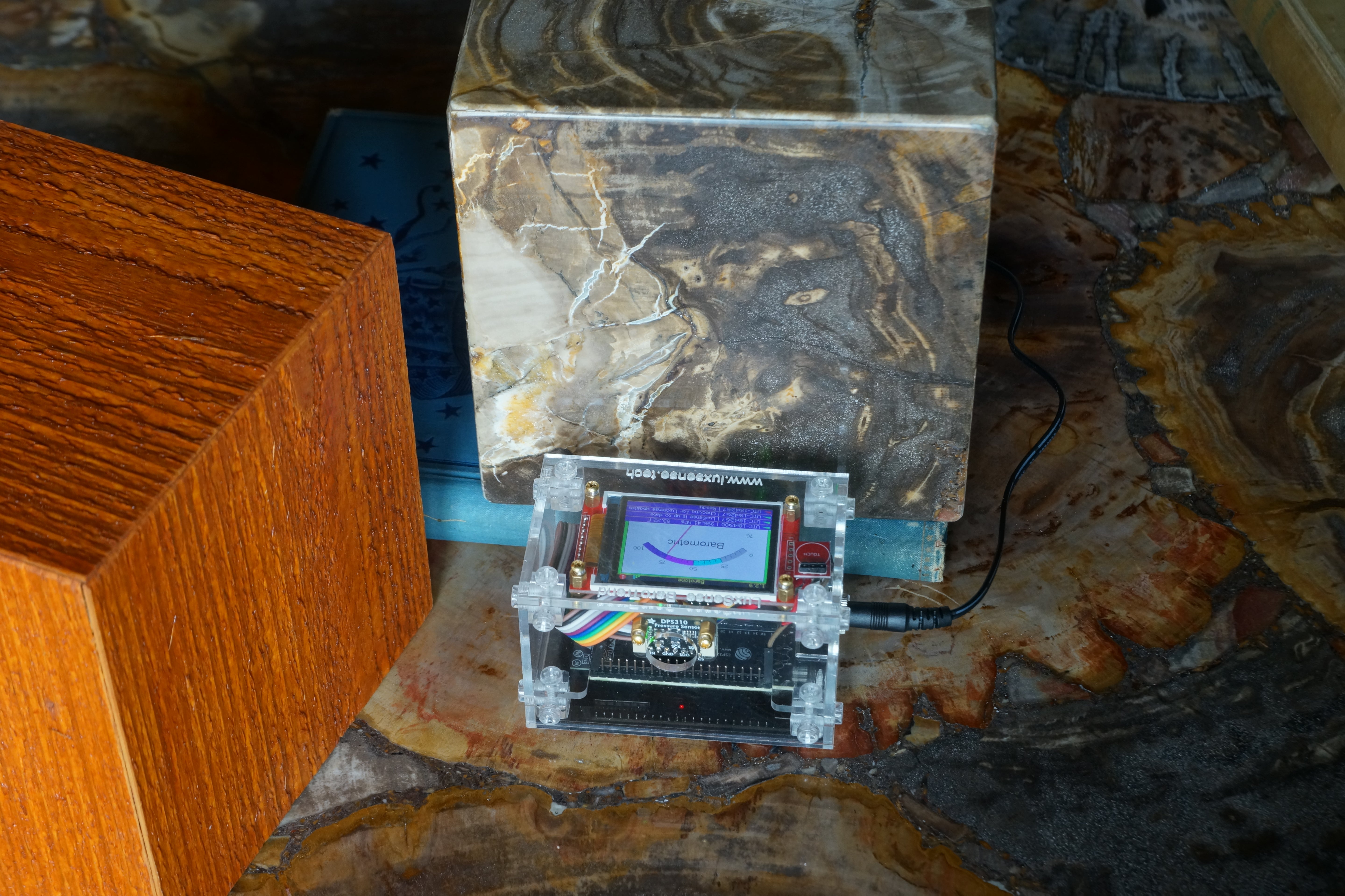 LuxSense BaroTrend – an advanced barometric pressure sensor - LuxSense