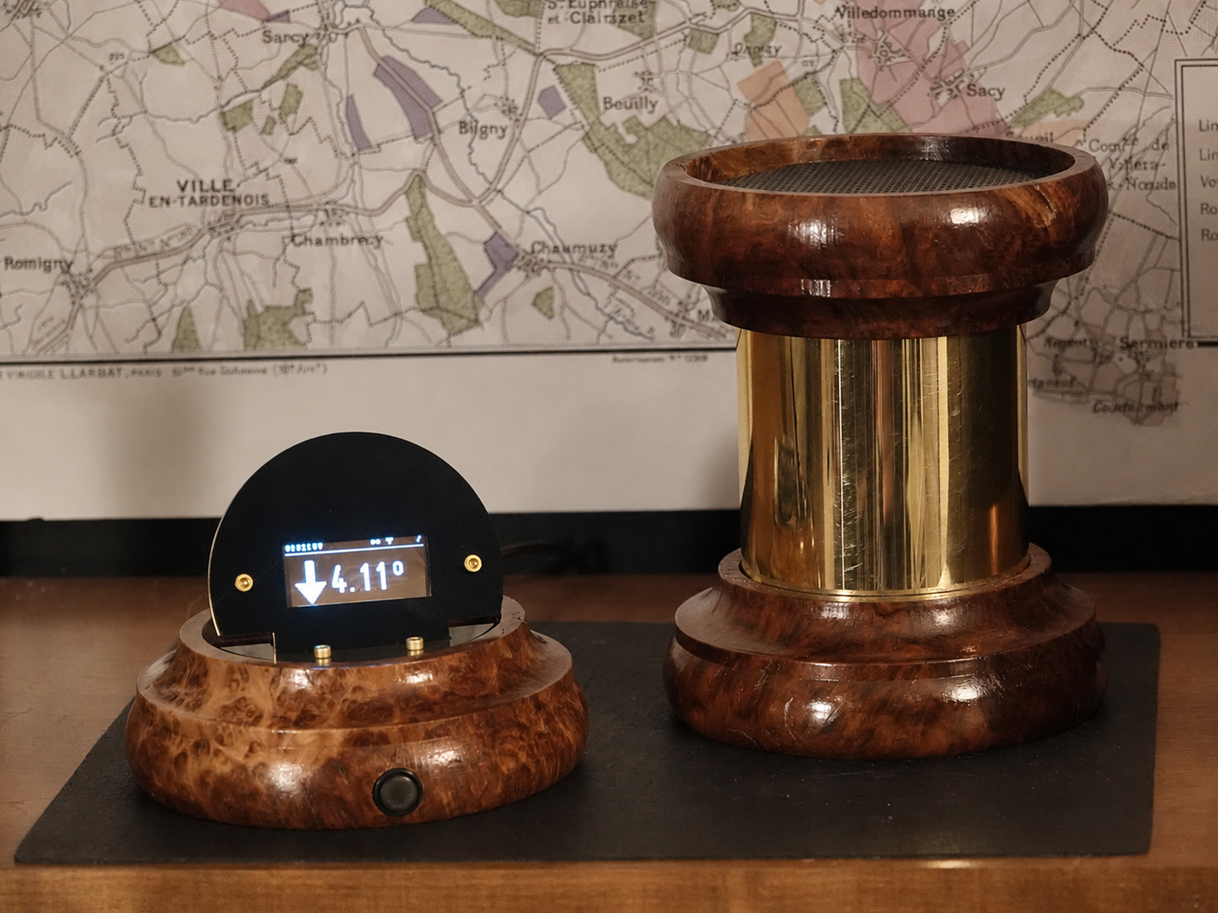 WineSentry - Red Mallee Wood with Brass
