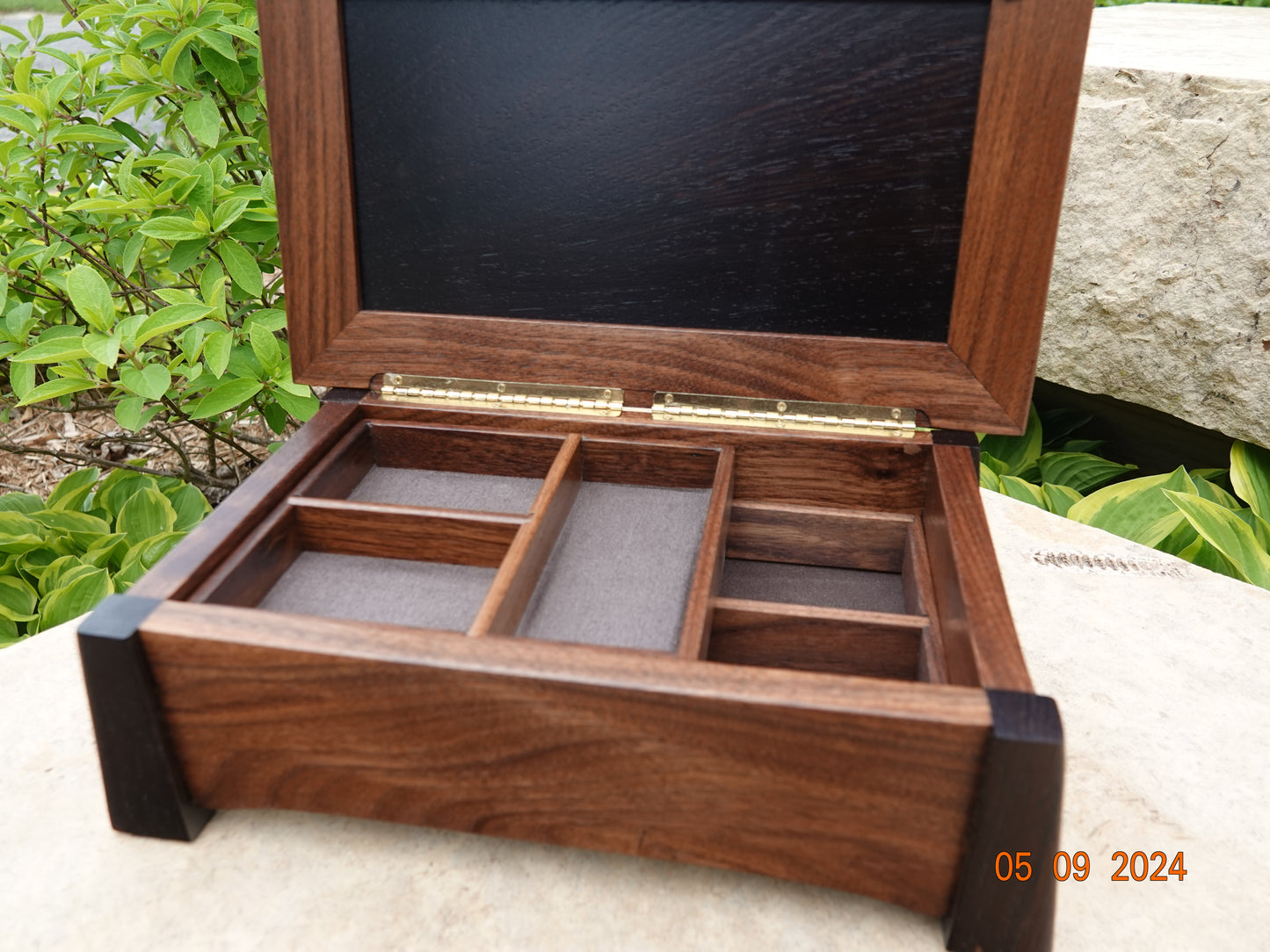 Very elegant large unique box from Dave Grabarczyk at Wooden Creations