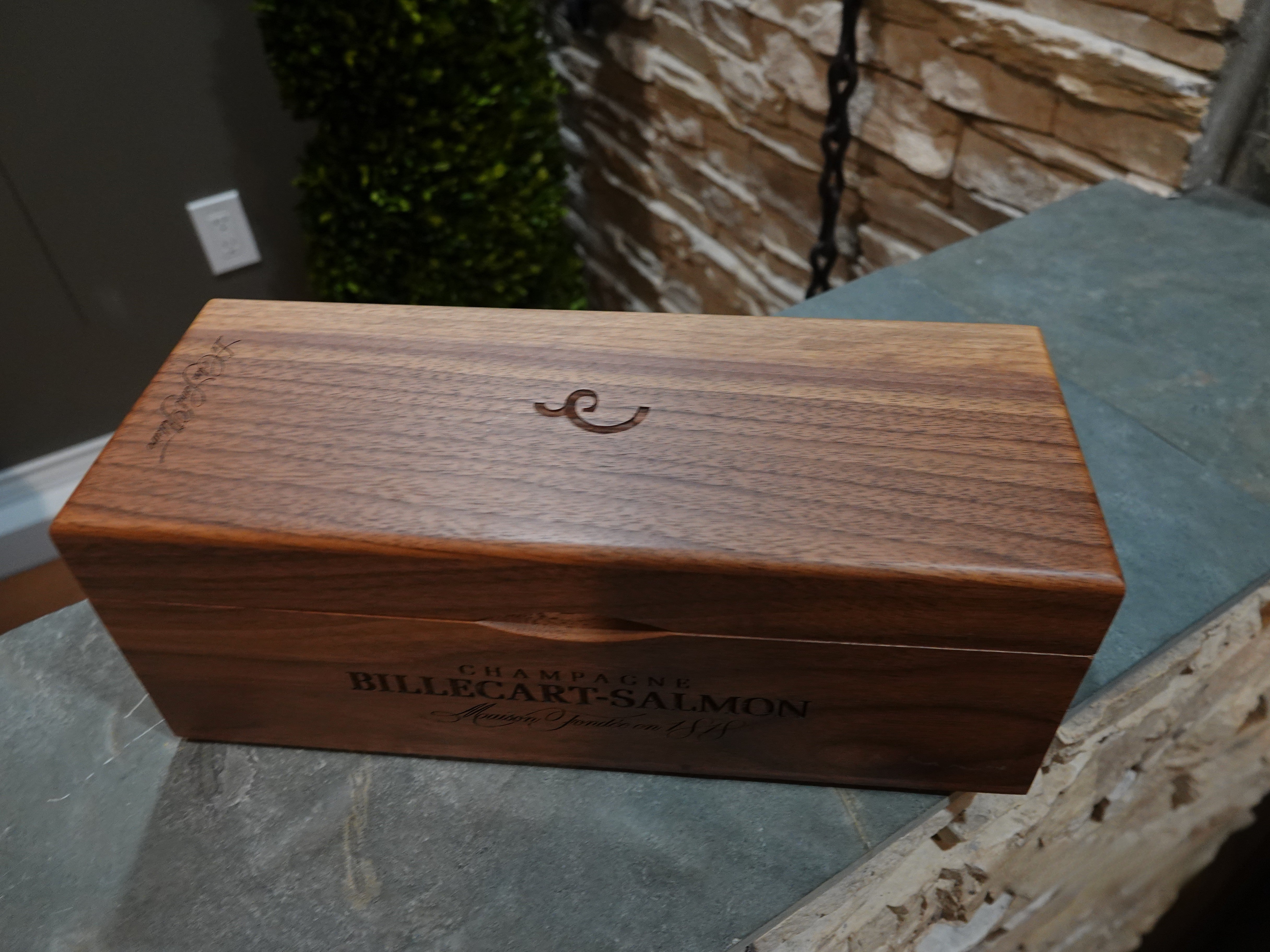 Solid Walnut Champagne Box from Billecart-Salmon - LuxSense