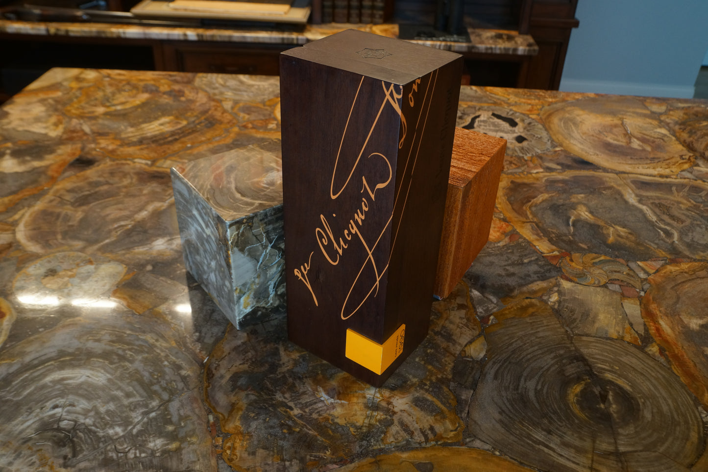 Beautiful 1990 Vintage Veuve Clicquot Champagne Box