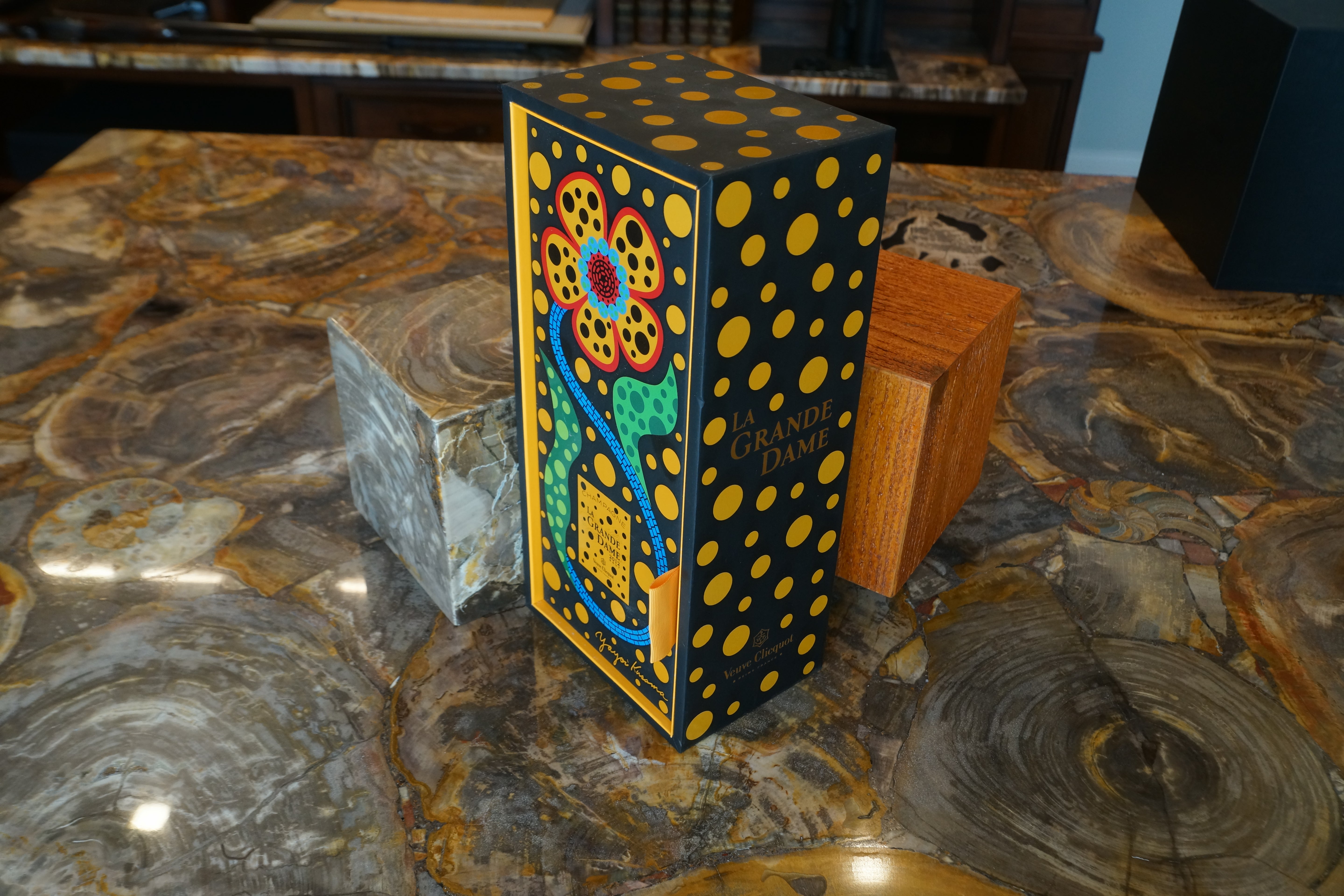Veuve Clicquot La Grande Dame Yayoi Kusama Champagne Box - LuxSense