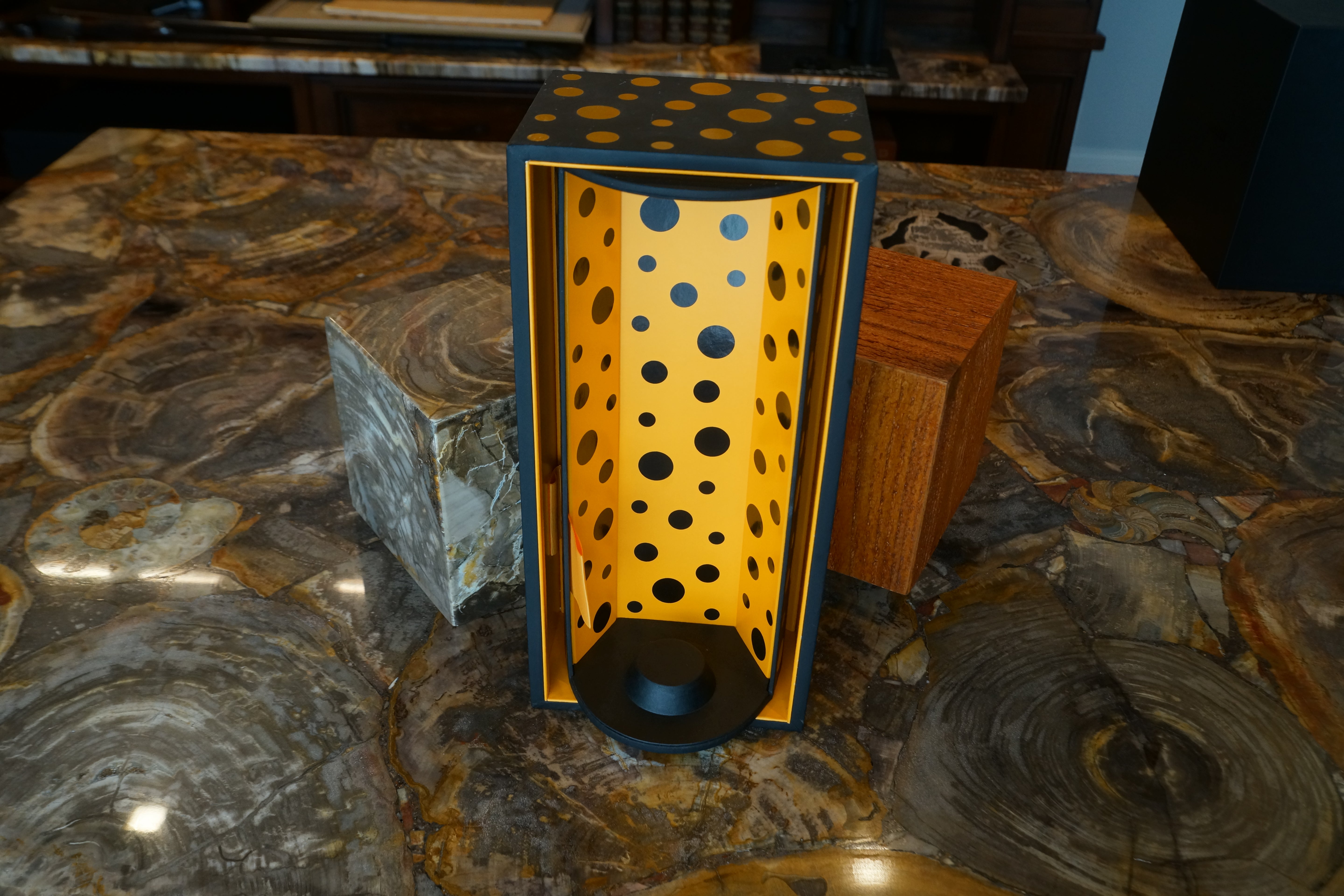 Veuve Clicquot La Grande Dame Yayoi Kusama Champagne Box - LuxSense
