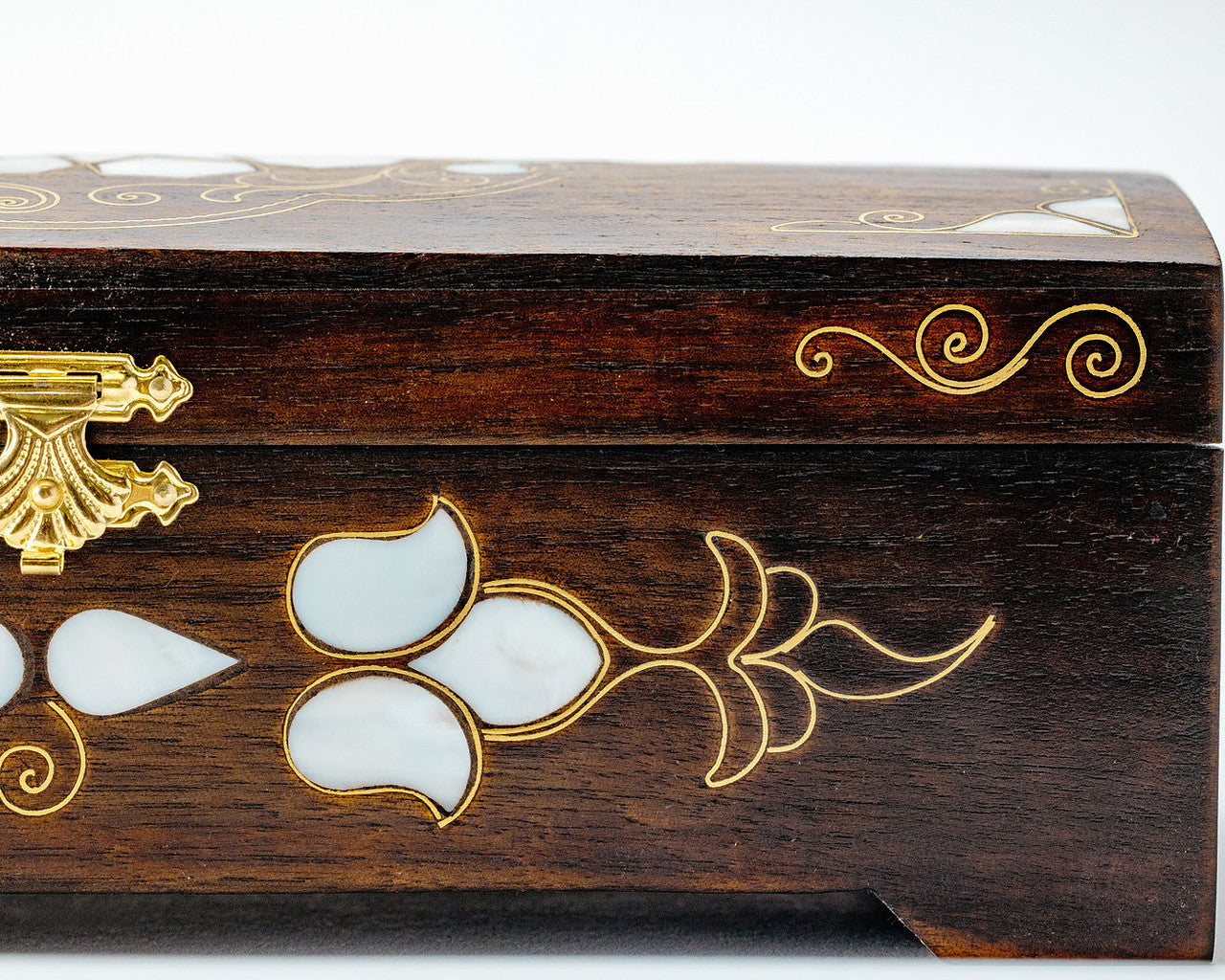 Handcrafted Inlaid Mother of Pearl Work of Art