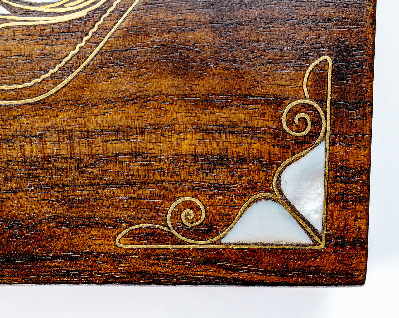 Handcrafted Inlaid Mother of Pearl Work of Art