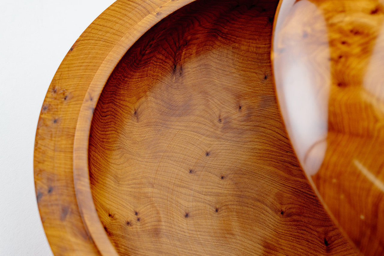 Large Handmade Squat Round ThuaBurl Wood Bowl & Lid