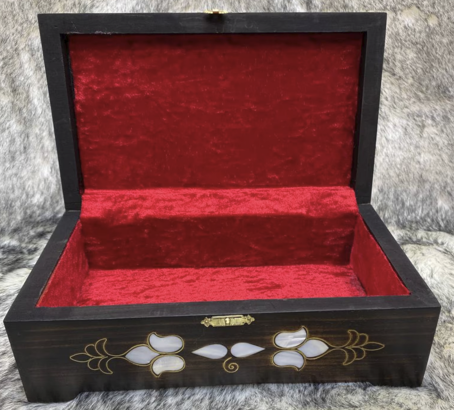 Handcrafted Inlaid Mother of Pearl Work of Art