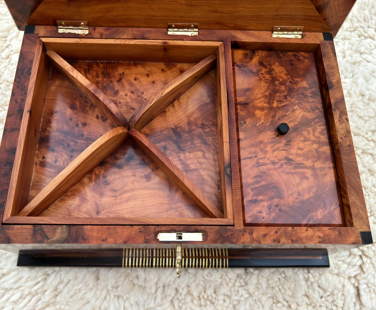 Large Thuya Wooden Box With Interior Mirror and Inlaid with Mother of Pearl