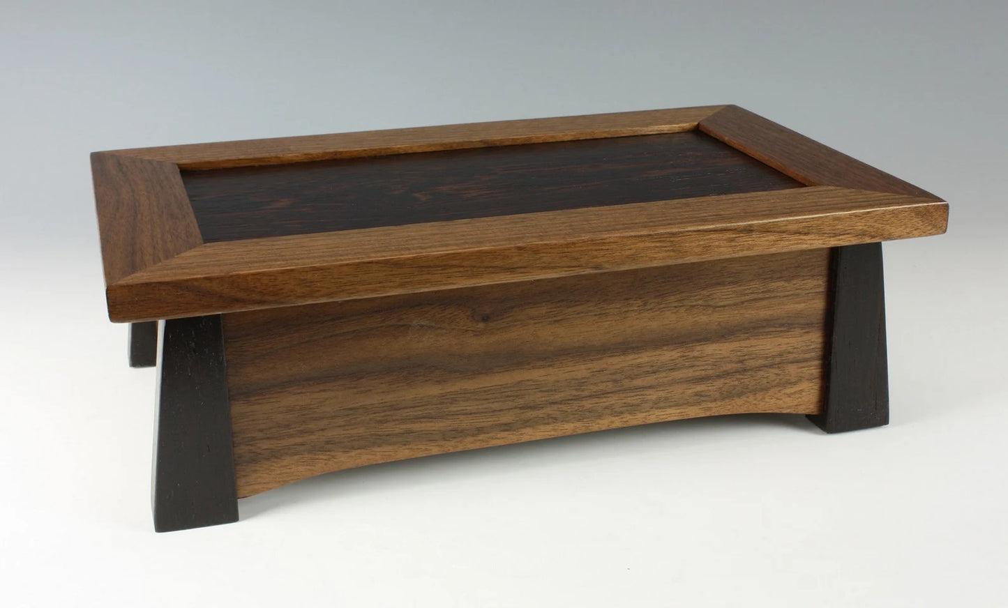 Very elegant large unique box from Dave Grabarczyk at Wooden Creations